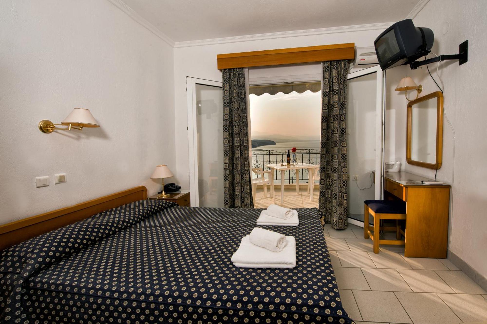 Lazaridis Luxury Studios & Apartments Nea Roda Luaran gambar